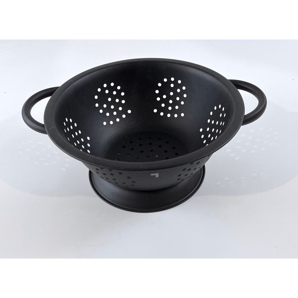 Black Metal Pedestal Colander Farmhouse Kitchen Fruit & Vegetable Strainer